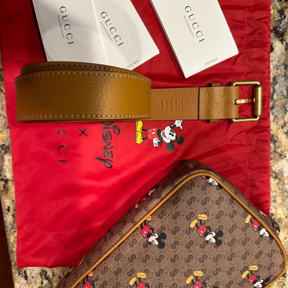 Gucci x Disney Belt Bag - Picture 10 of 10